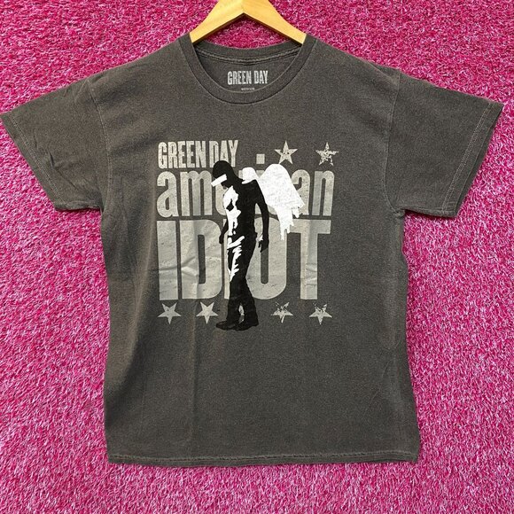 Green Day American Idiot Tshirt size Medium - Picture 1 of 4